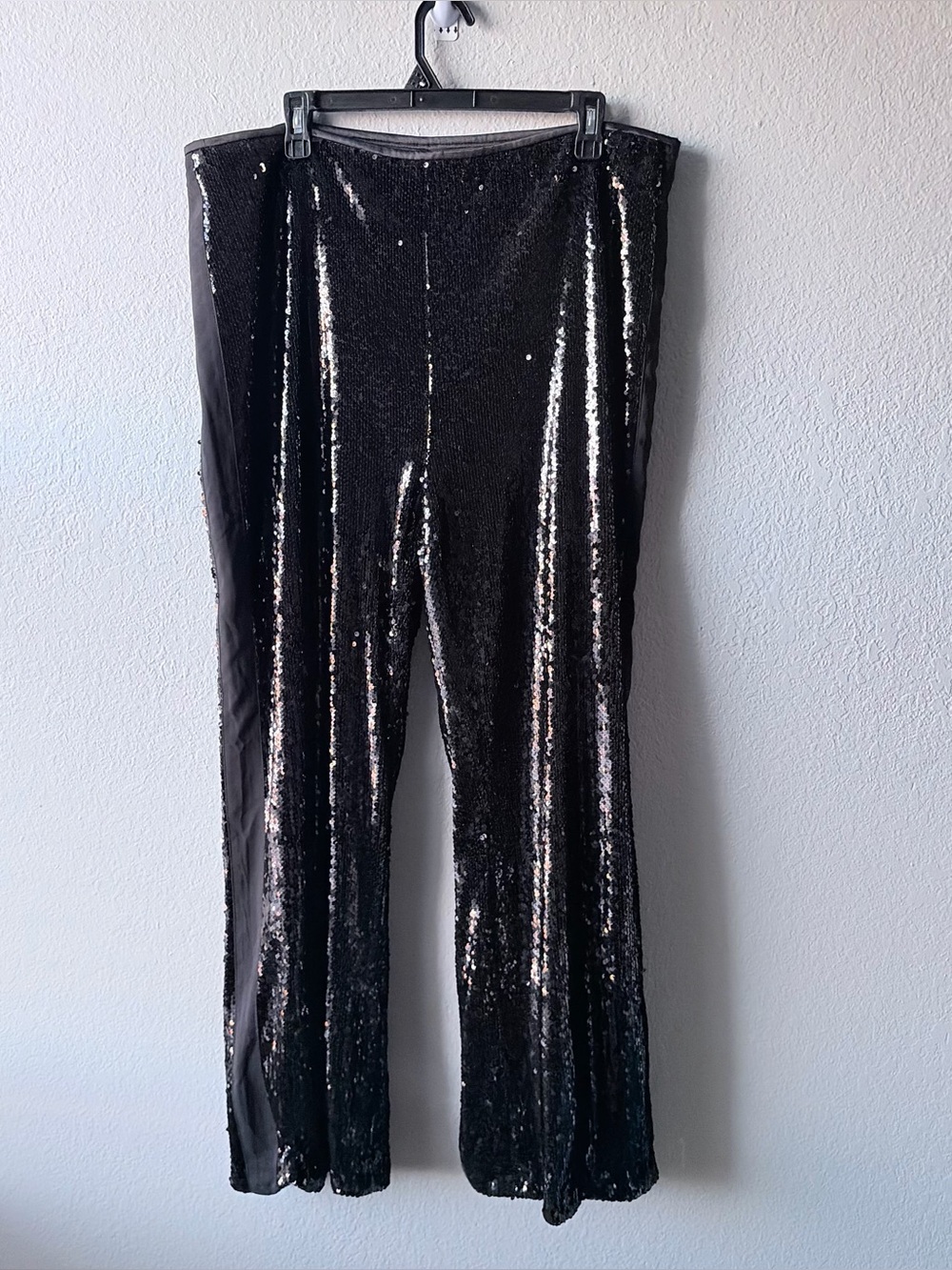 Venus woman’s black wide leg sequin pants size XL statement event party